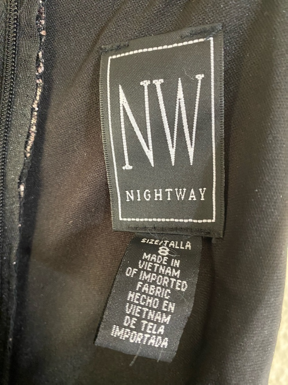 NWT Nightway Sleeveless Keyhole Halter Neck Glitter Lace Gown Size 8 - Picture 11 of 16